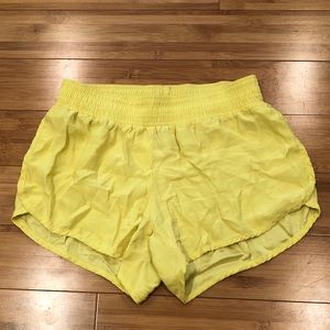 🌟 Super Cute Bright Yellow Shorts 🌟